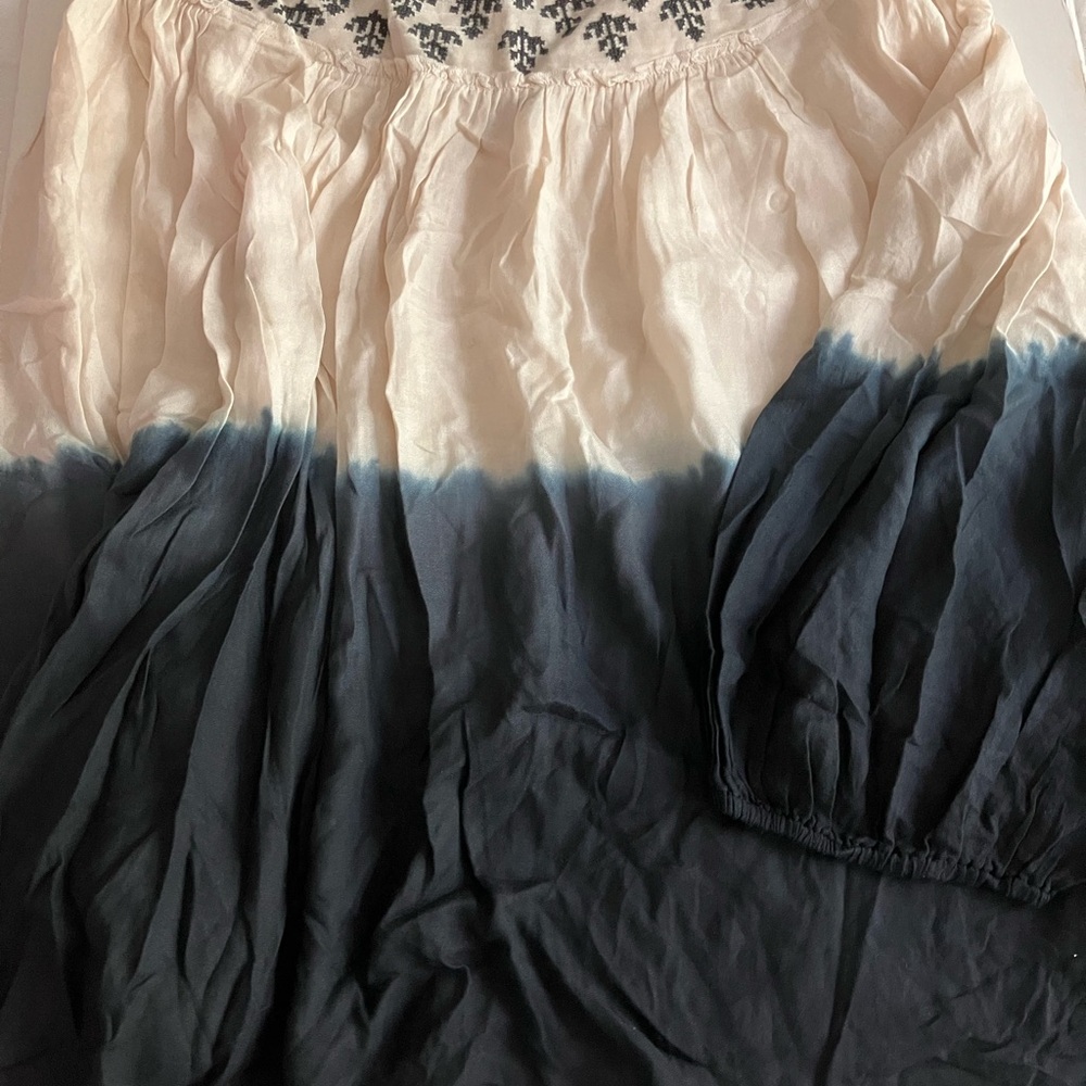 Embroidered Top - Picture 8 of 9